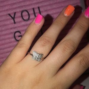 Butterfly ring